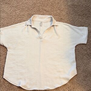 Zenana Outfitters Cream Blouse